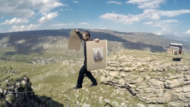 Выставка Таус Махачевой «Облако, зацепившееся за гору».