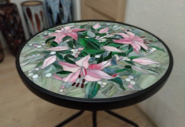 Курс по стеклянной мозаике "Столик с лилиями"