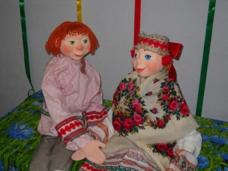 Авторская выставка Е. Елисеевой «Куклы и традиции русской народной свадьбы»
