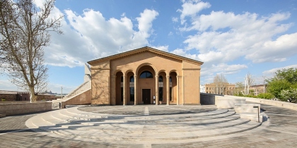 Круглый стол "Архитектурный Ереван: трансформации розового города"