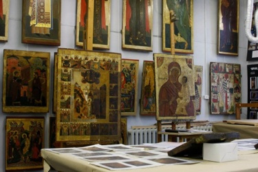 Выставка работ студентов мастерской реставрации станковой живописи