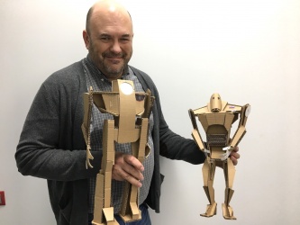 Мастер-класс “Картонный промдизайн: строим робота”